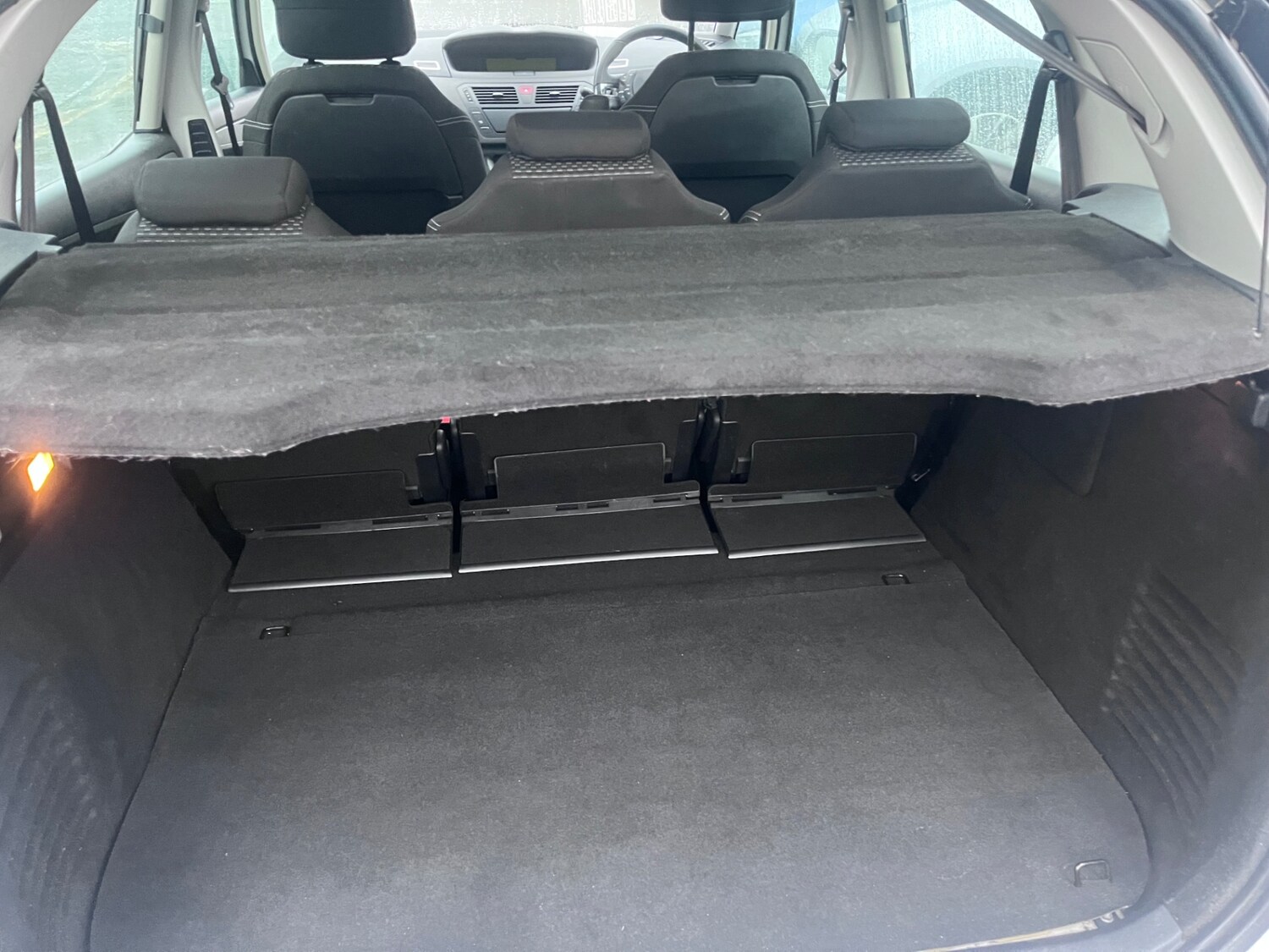 Used Citroen C4 Picasso 2012 for sale - 77241837: Photo 11