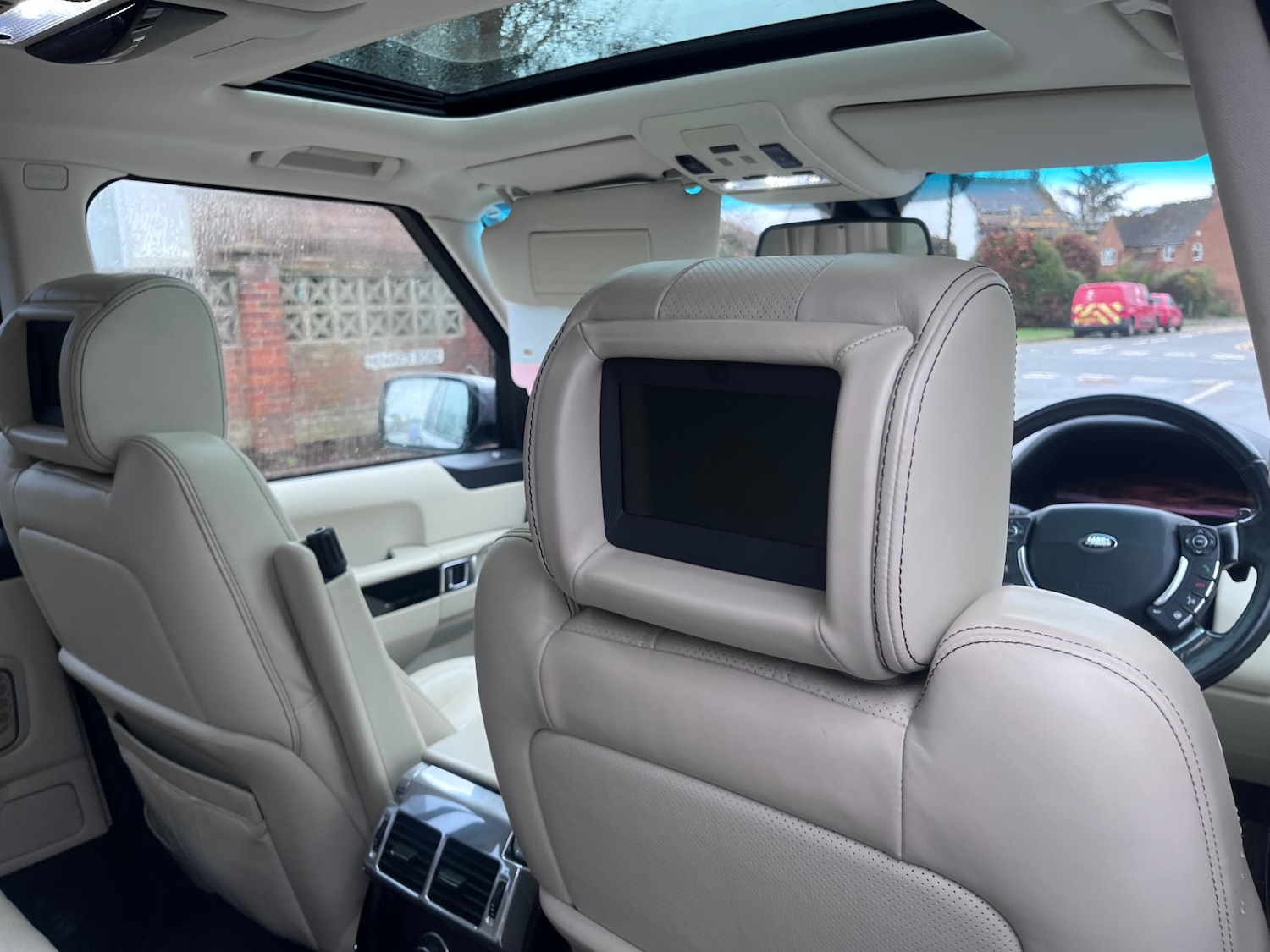 Used Land Rover Range Rover 2011 for sale - 77537108: Photo 17