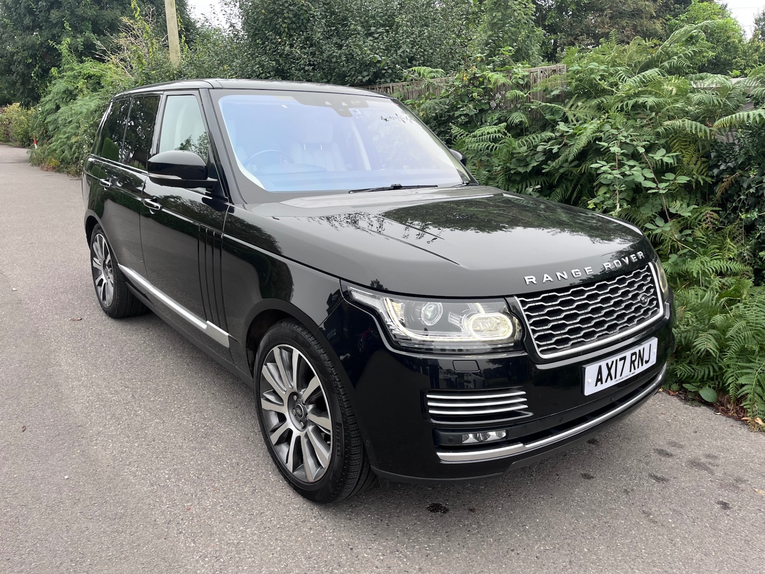 Used Land Rover Range Rover 2017 for sale - 76328949: Photo 3