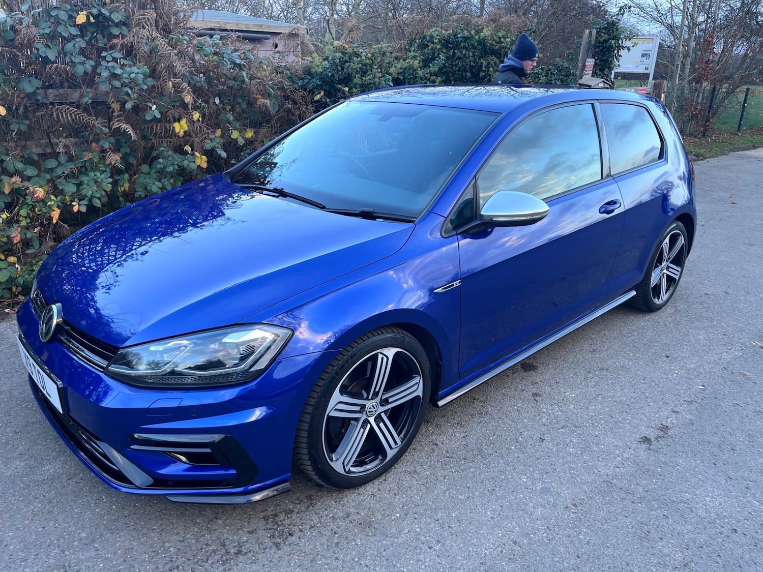 Used Volkswagen Golf 2017 for sale - 77008903: Photo 3