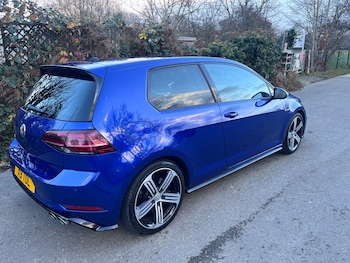 Used Volkswagen Golf 2017 for sale - 77008903: Photo