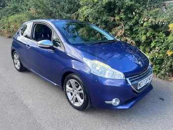 Used Peugeot 208 2014 for sale - 79601790: Photo