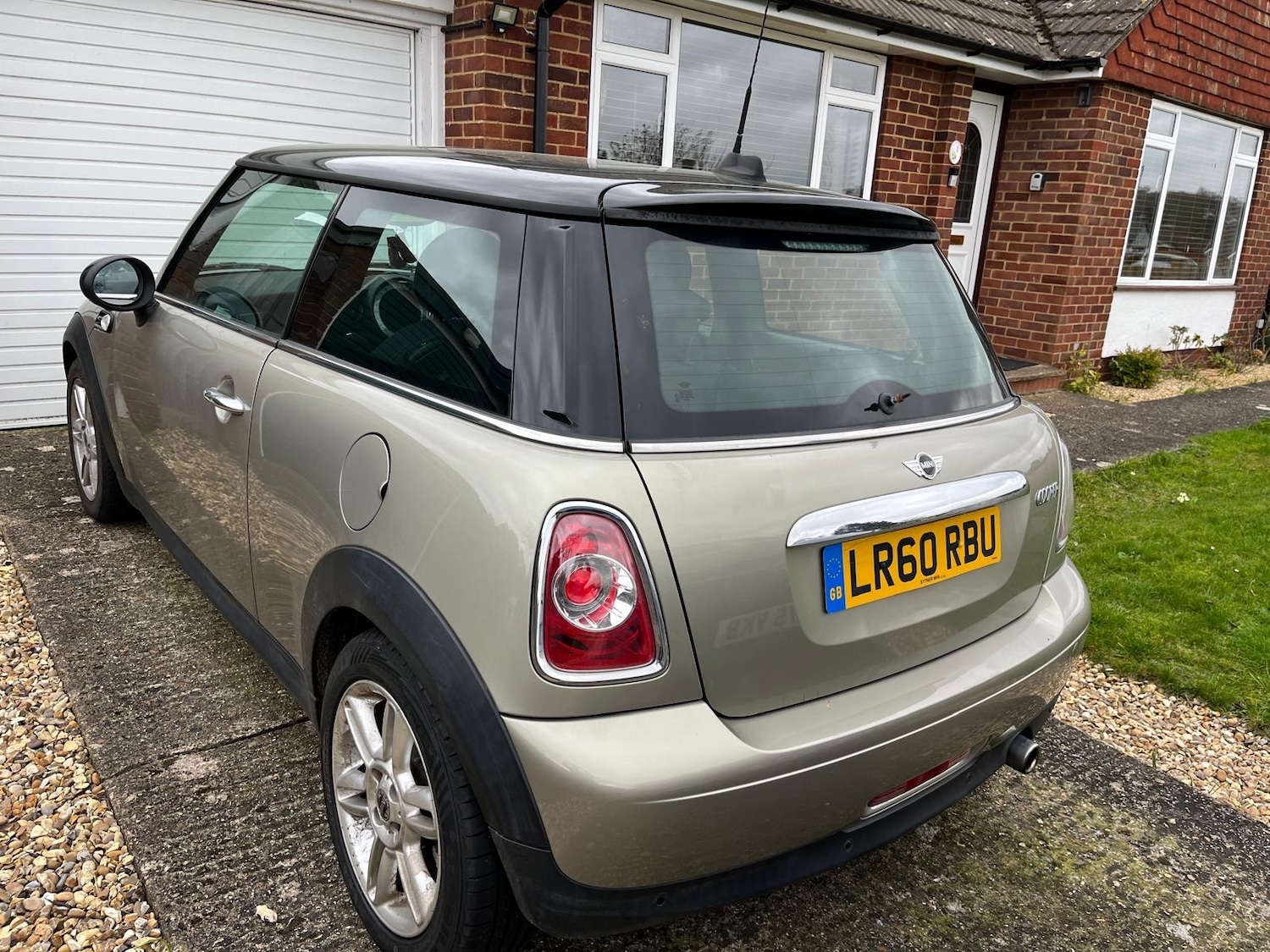 Used MINI Hatch 2010 for sale - 77704399: Photo 4