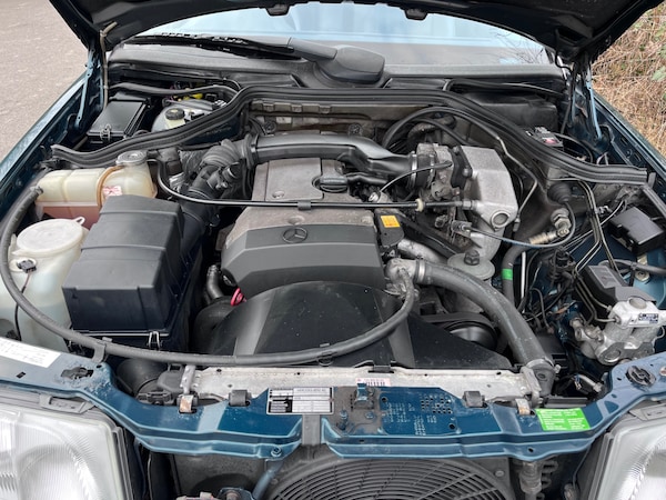 Used Mercedes-Benz E Class 1997 for sale - 74006467: Photo 11