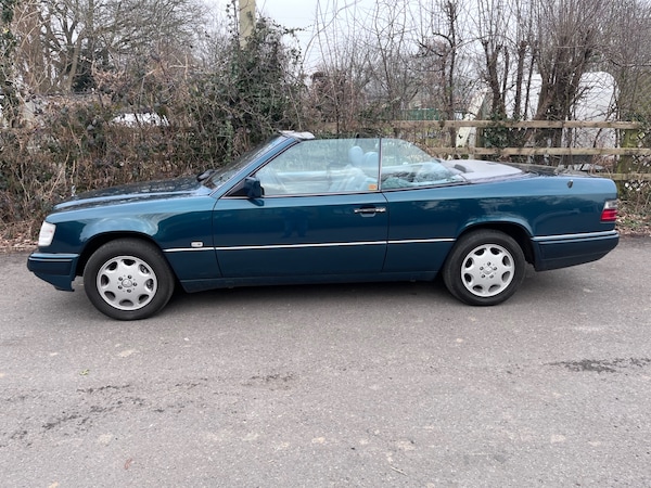 Used Mercedes-Benz E Class 1997 for sale - 74006467: Photo 6