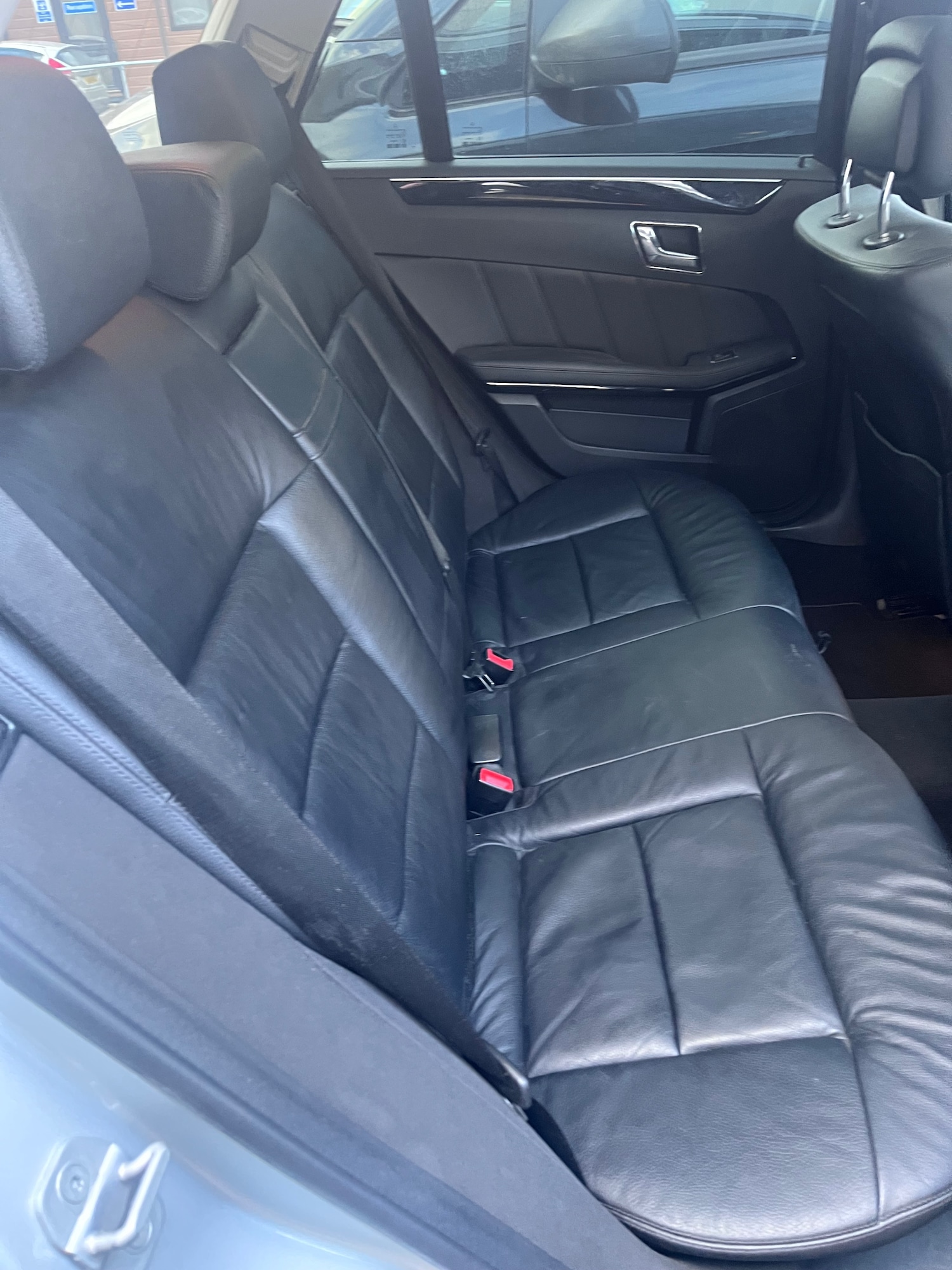 Used Mercedes-Benz E Class 2010 for sale - 77233739: Photo 14