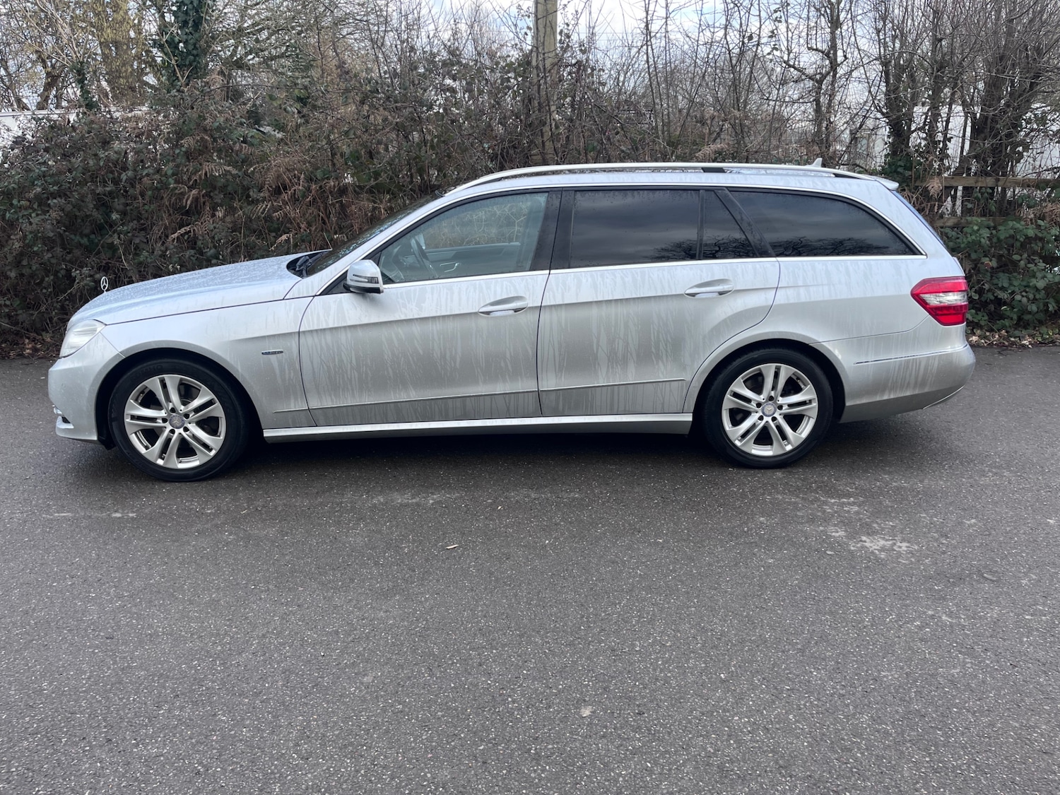 Used Mercedes-Benz E Class 2010 for sale - 77233739: Photo 7