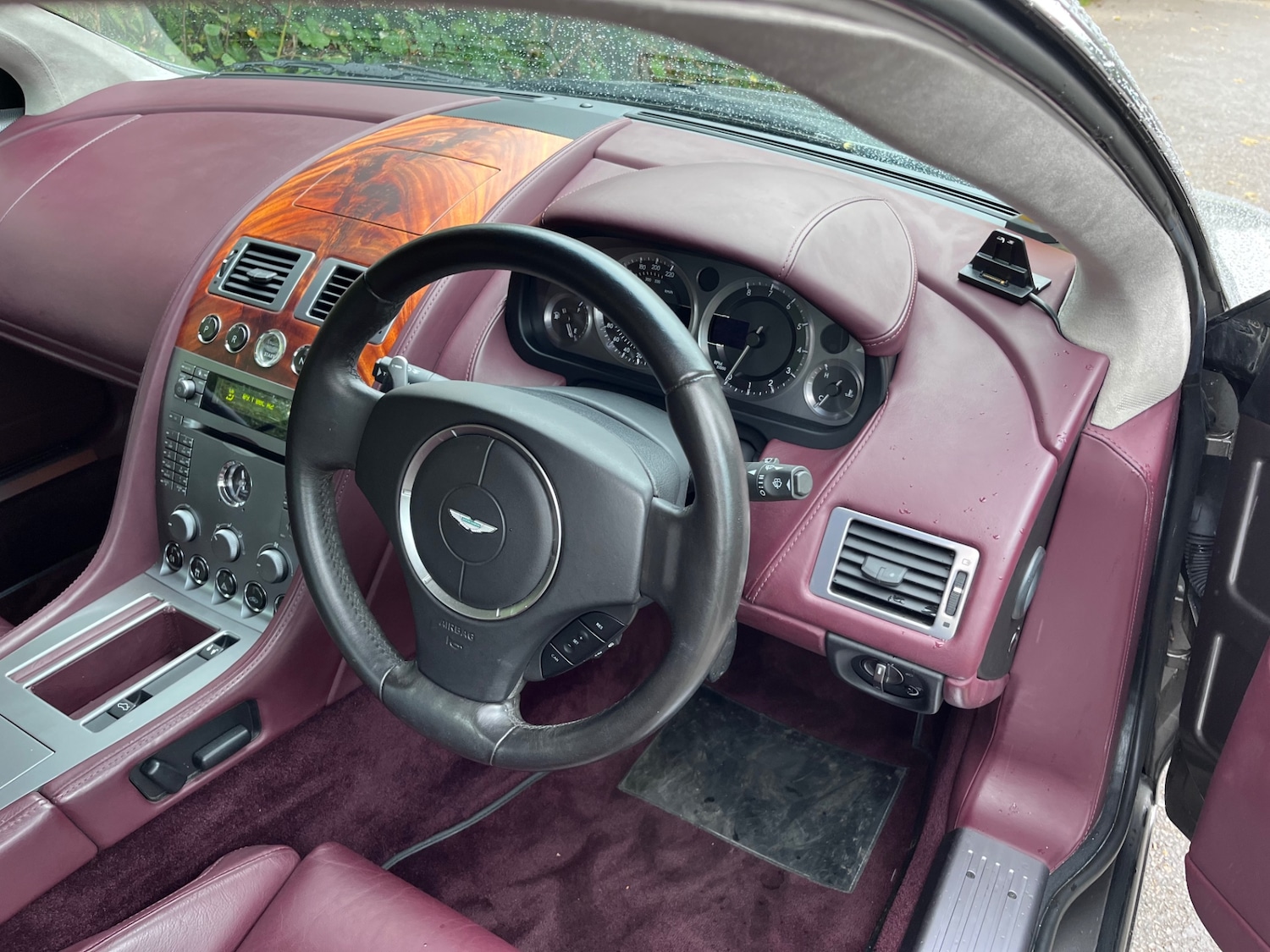 Used Aston Martin DB9 2005 for sale - 76330033: Photo 12