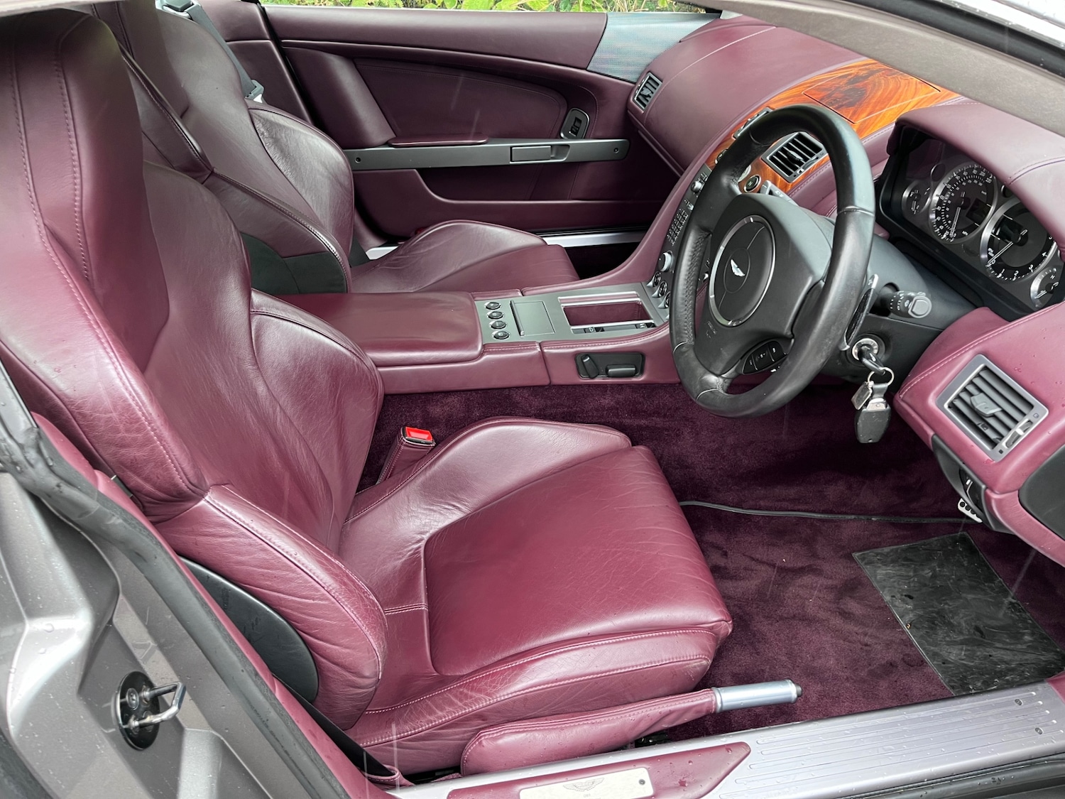 Used Aston Martin DB9 2005 for sale - 76330033: Photo 13