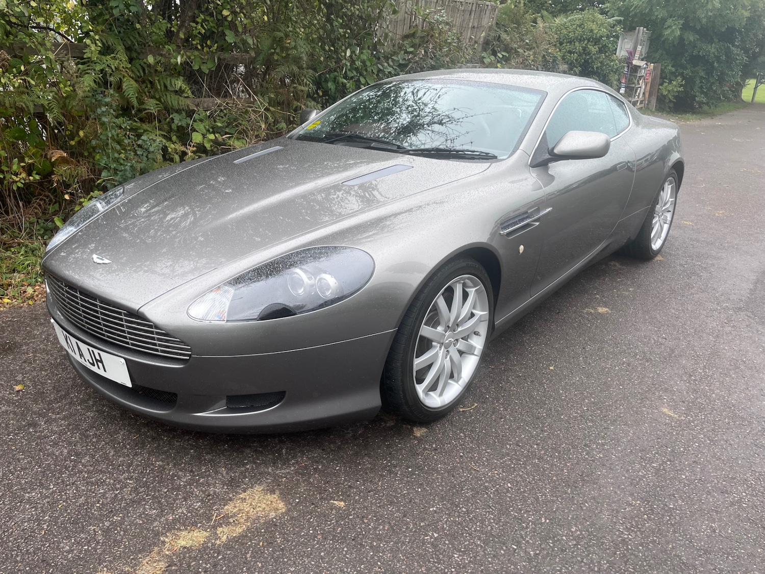 Used Aston Martin DB9 2005 for sale - 76330033: Photo 2