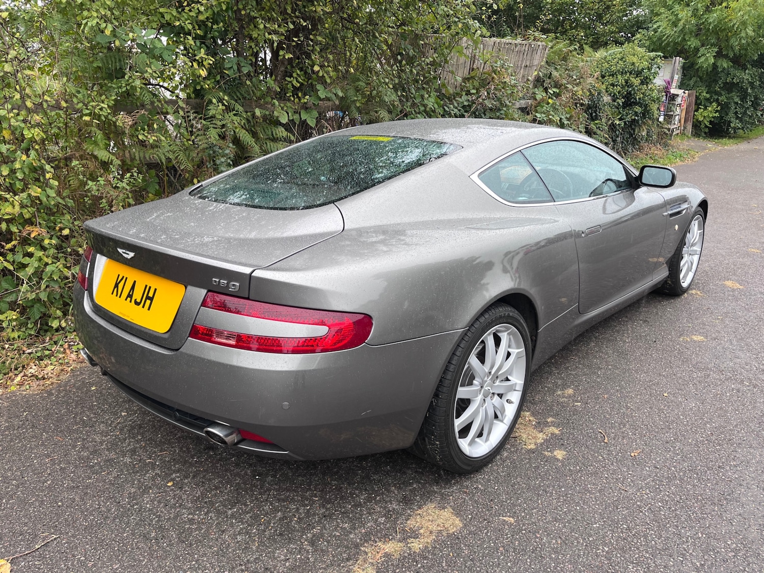 Used Aston Martin DB9 2005 for sale - 76330033: Photo 4