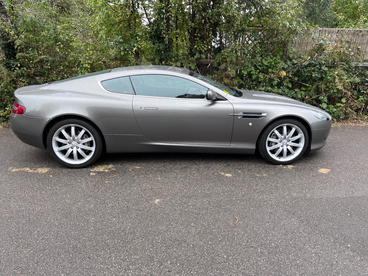 Used Aston Martin DB9 2005 for sale - 76330033: Photo 7