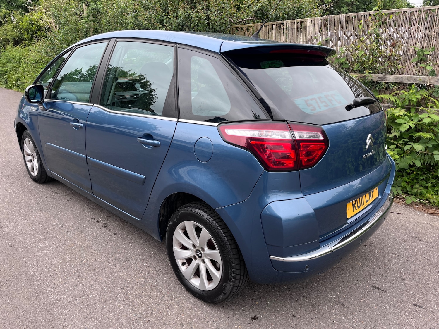 Vehicle 5