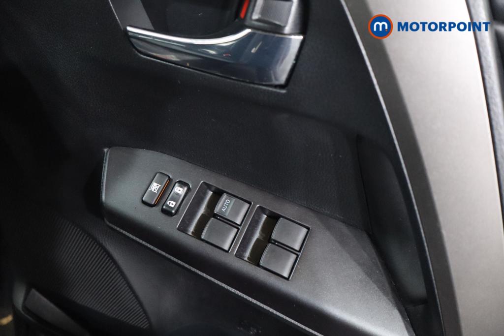 Used Toyota RAV4 2017 for sale - 76710279: Photo 25