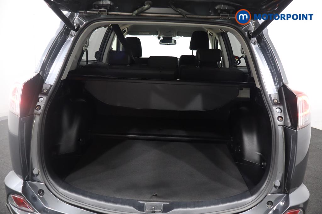 Used Toyota RAV4 2017 for sale - 76710279: Photo 30