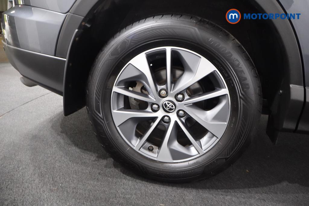 Used Toyota RAV4 2017 for sale - 76710279: Photo 42