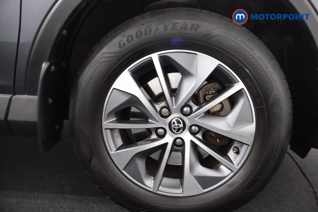 Used Toyota RAV4 2017 for sale - 76710279: Photo 43