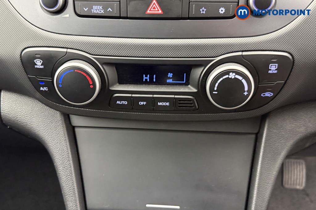 Used Hyundai i10 2019 for sale - 76723134: Photo 16