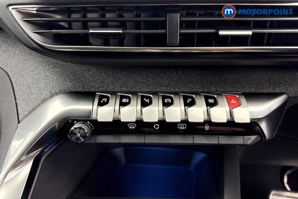 Used Peugeot 3008 2023 for sale - 76577637: Photo 12