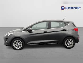 Used Ford Fiesta 2018 for sale - 79636355: Photo