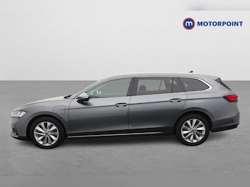 Used Skoda Superb 2025 for sale - 77248934: Photo