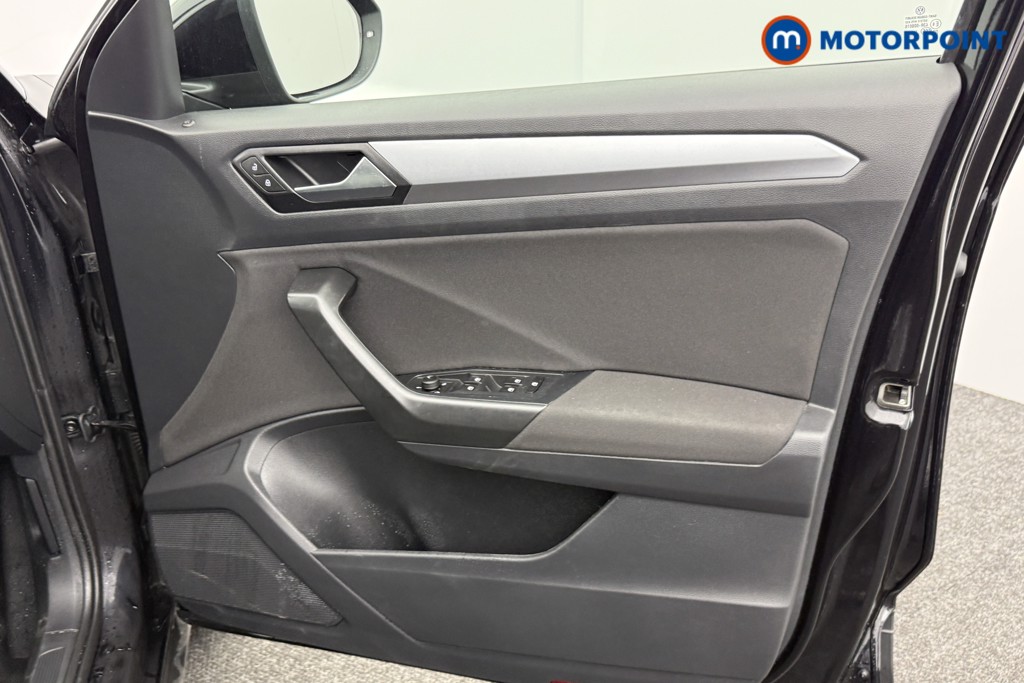 Used Volkswagen T-Roc 2025 for sale - 76933717: Photo 26