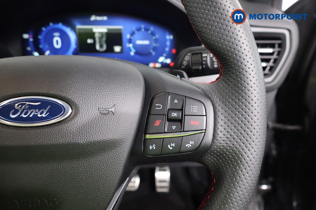 Used Ford Focus 2023 for sale - 76351456: Photo 16