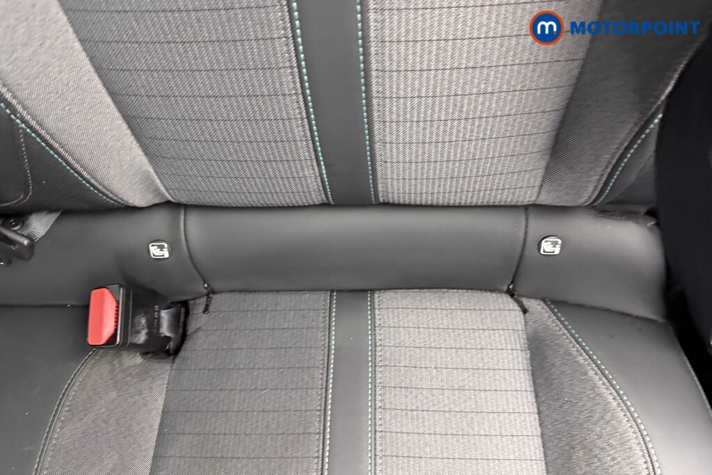 Used Peugeot 2008 2021 for sale - 76330258: Photo 32