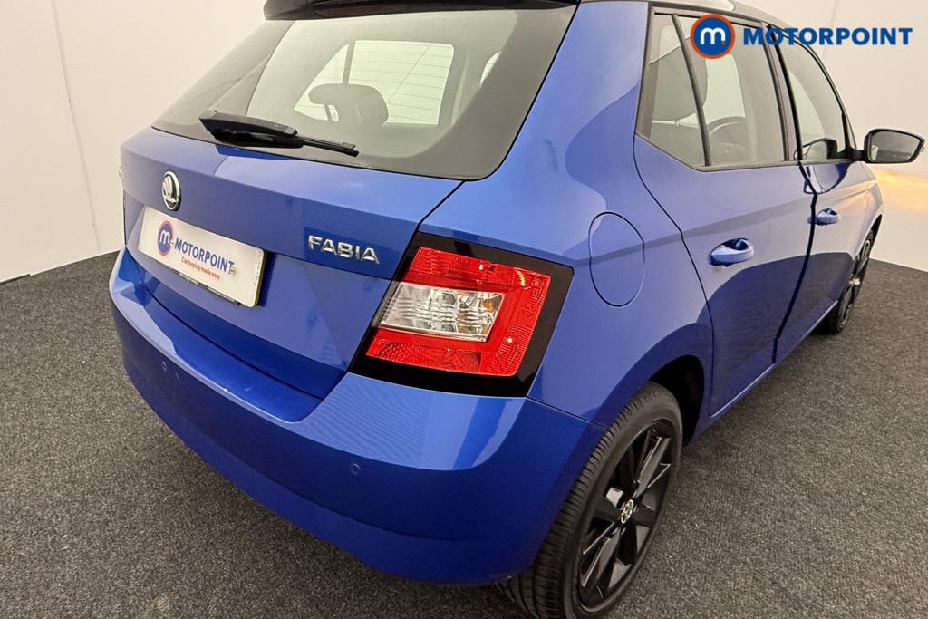 Used Skoda Fabia 2017 for sale - 76330213: Photo 32