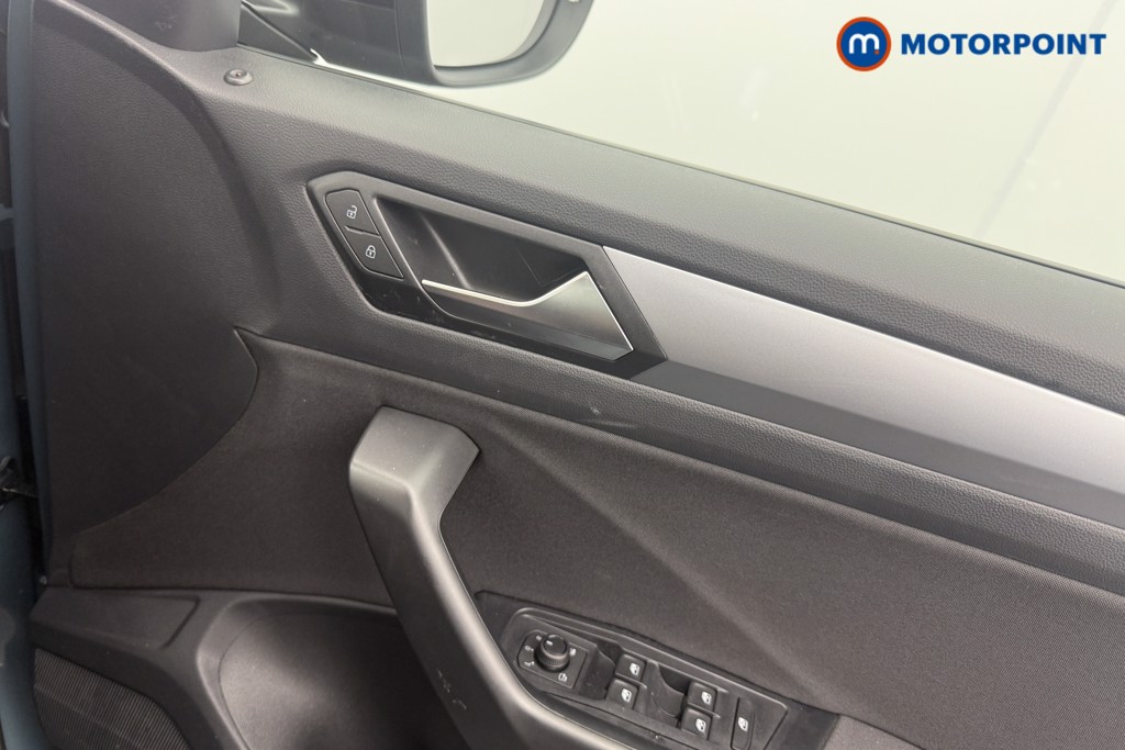 Used Volkswagen T-Roc 2025 for sale - 77973029: Photo 17