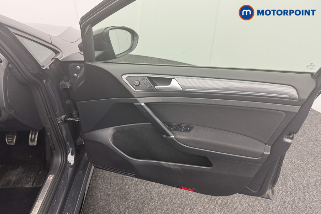 Used Volkswagen Golf 2020 for sale - 76697201: Photo 13