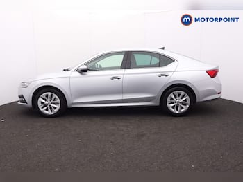 Used Skoda Octavia 2023 for sale - 79760221: Photo