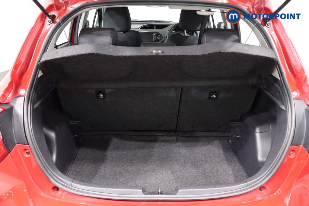 Used Toyota Yaris 2018 for sale - 76933614: Photo 44