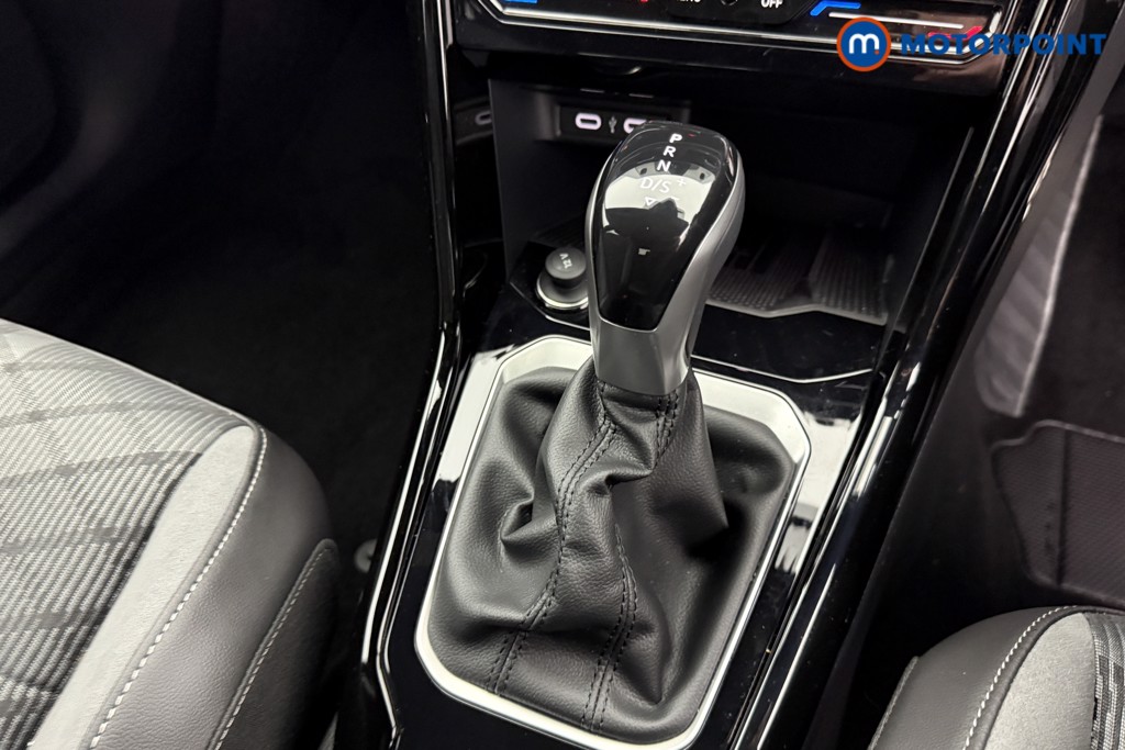 Used Volkswagen T-Roc 2025 for sale - 77297573: Photo 21