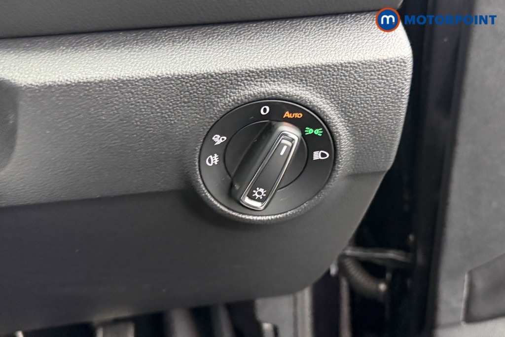 Used Volkswagen T-Roc 2025 for sale - 77297573: Photo 24