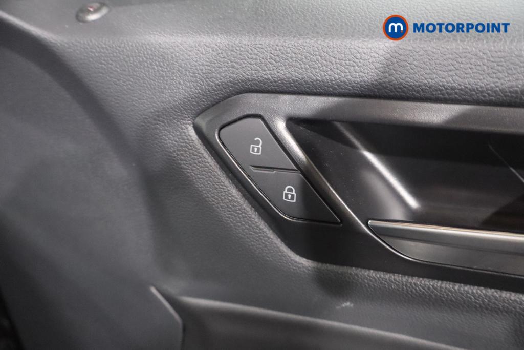 Used Volkswagen T-Roc 2025 for sale - 78187520: Photo 18