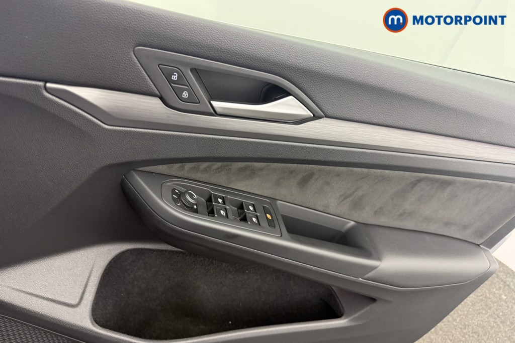 Used Volkswagen Golf 2023 for sale - 77849025: Photo 17