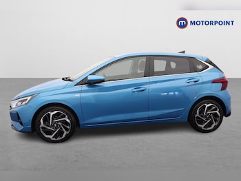 Used Hyundai i20 2023 for sale - 79437117: Photo
