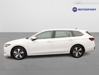Used Volkswagen Passat 2025 for sale - 78436248: Photo