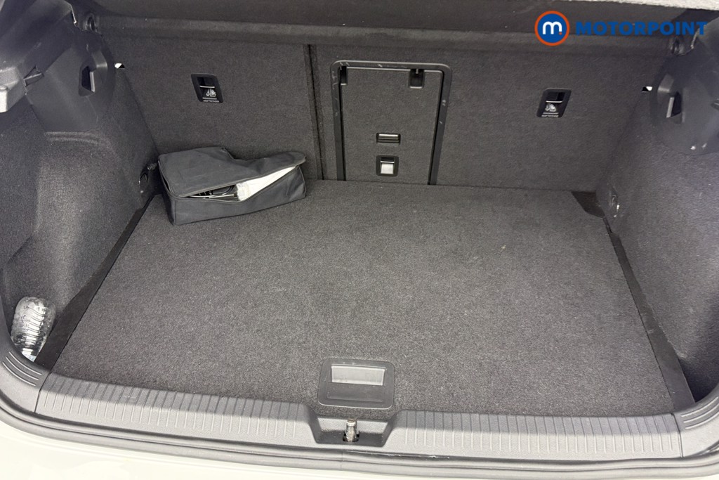 Used Volkswagen Golf 2023 for sale - 77946560: Photo 31