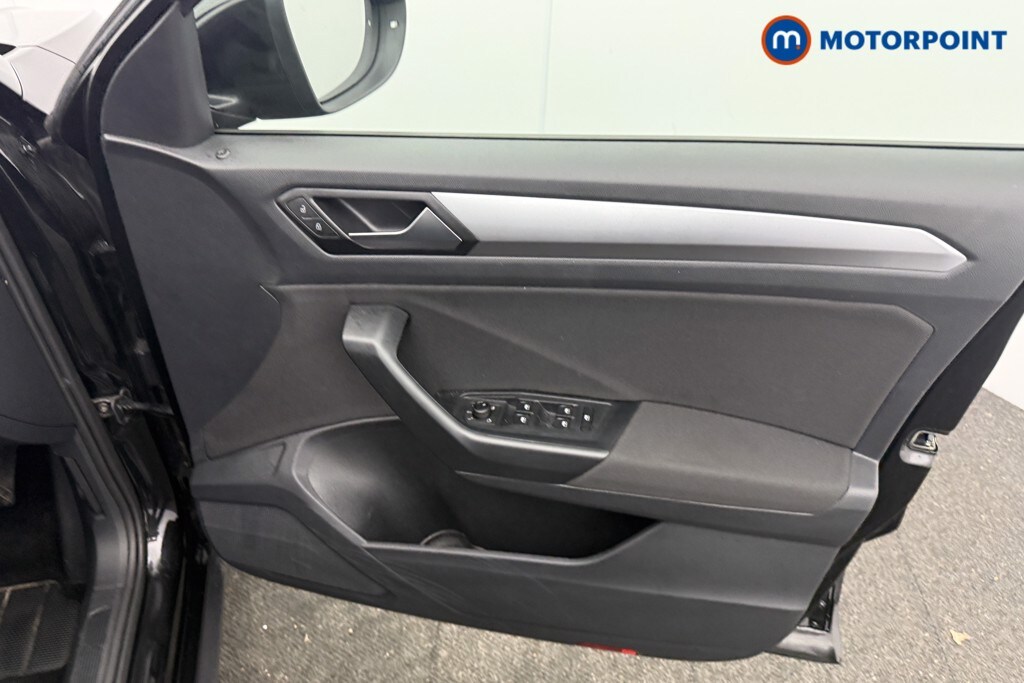 Used Volkswagen T-Roc 2025 for sale - 77996307: Photo 16