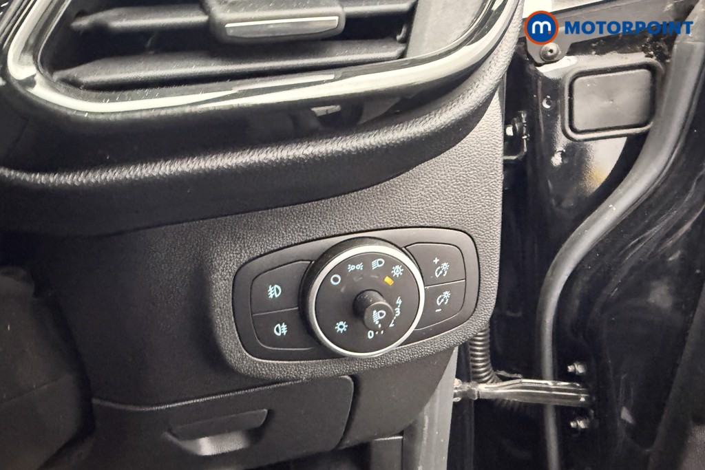 Used Ford Fiesta 2019 for sale - 77914176: Photo 19