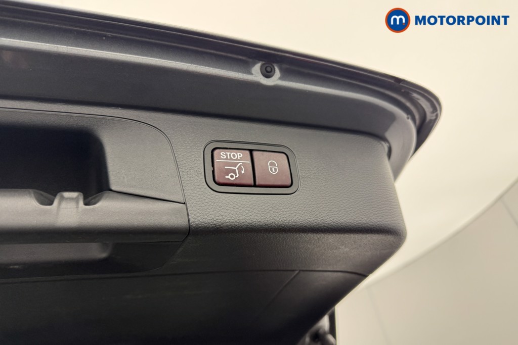 Used Mercedes-Benz GLC 2018 for sale - 77904185: Photo 29