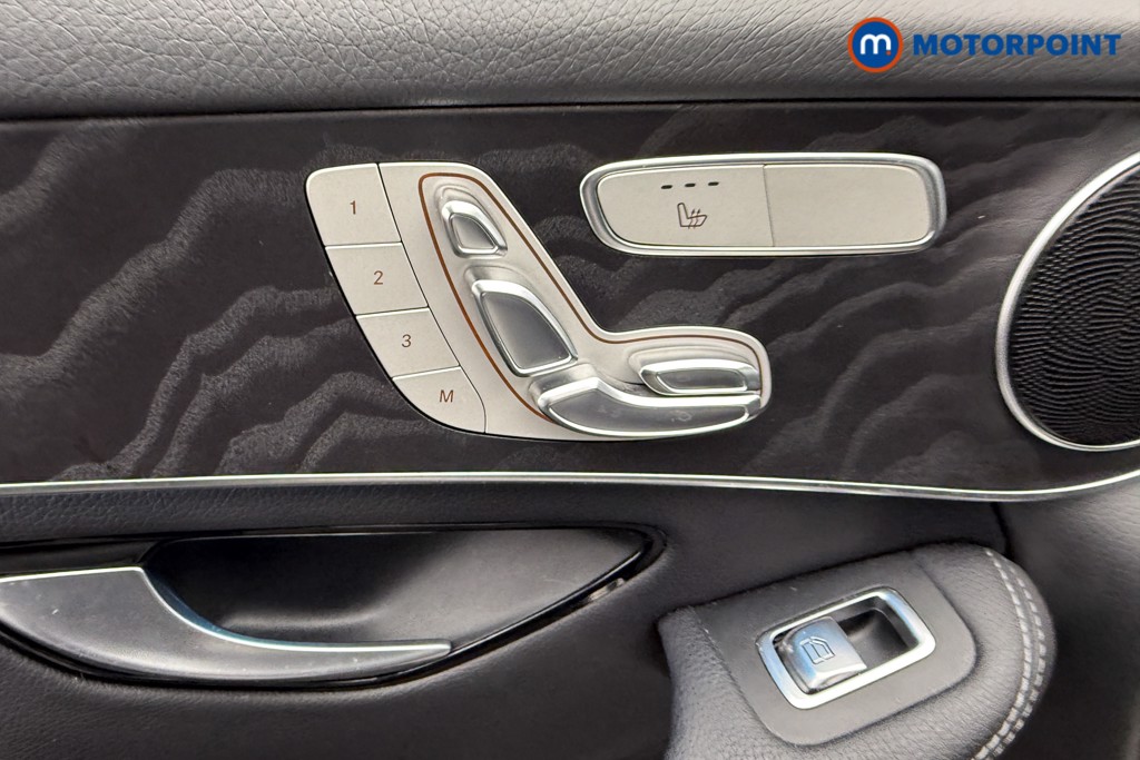 Used Mercedes-Benz GLC 2018 for sale - 77904185: Photo 31