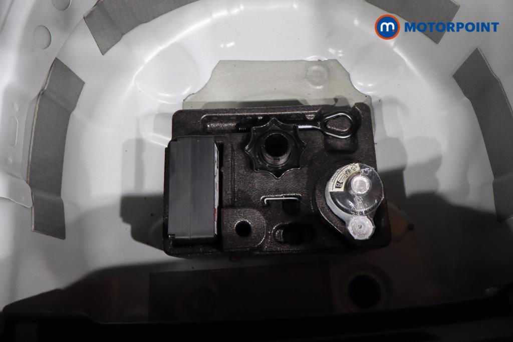 Used Volkswagen Polo 2024 for sale - 76425994: Photo 31