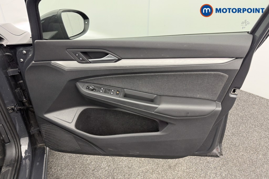 Used Volkswagen Golf 2023 for sale - 76933908: Photo 24