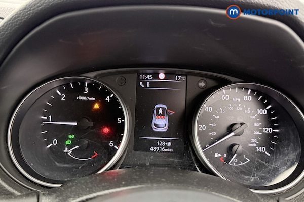 Used Nissan Qashqai 2018 for sale - 76117868: Photo 13