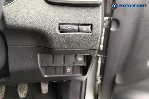 Used Nissan Qashqai 2018 for sale - 76117868: Photo 23