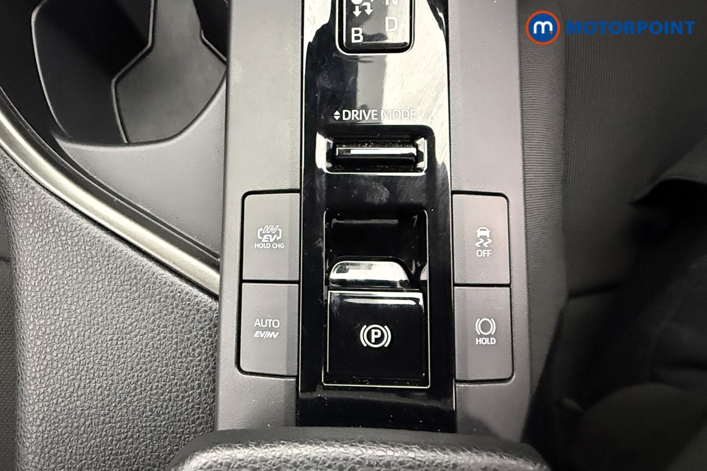 Used Toyota C-HR 2024 for sale - 76046740: Photo 20