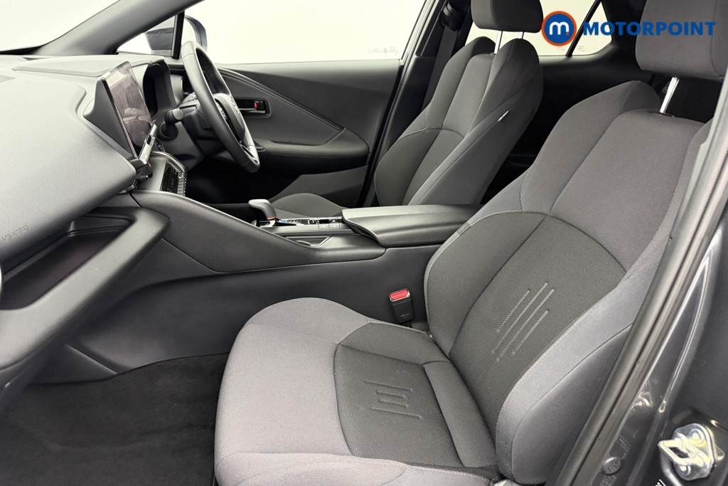 Used Toyota C-HR 2024 for sale - 76046740: Photo 32